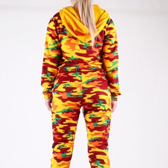 Bright Camouflage Sweatsuit Matching Pant Set - Picture 2 of 4